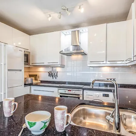 Apartment Awesome In Calahonda With Kitchen Sitio de Calahonda